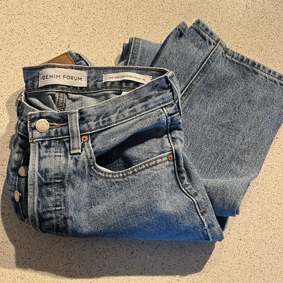 Denim Forum Sz 24 The Joni High Rise Loose Jeans 29L from Aritzia in Size 24 - Picture 15 of 16